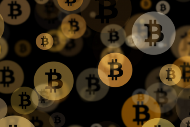 The elimination of cash and its conversion to electronic currency: dream or nightmare?